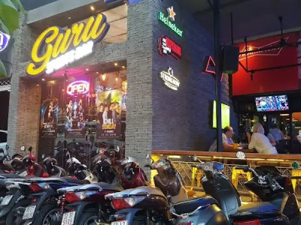 Guru Sports Bar Ky Dong