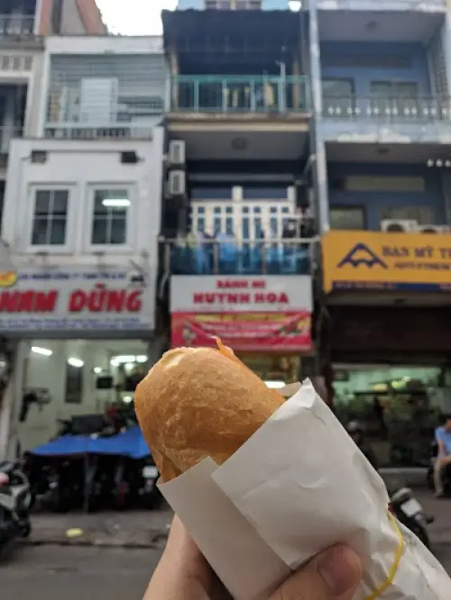 Banh Mi Huynh Hoa 3