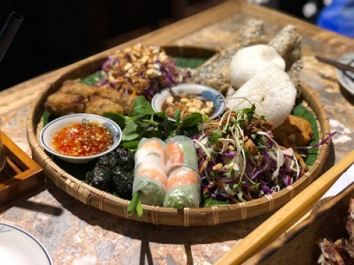 Di Mai Vietnamese Restaurant - Landmark 81 3