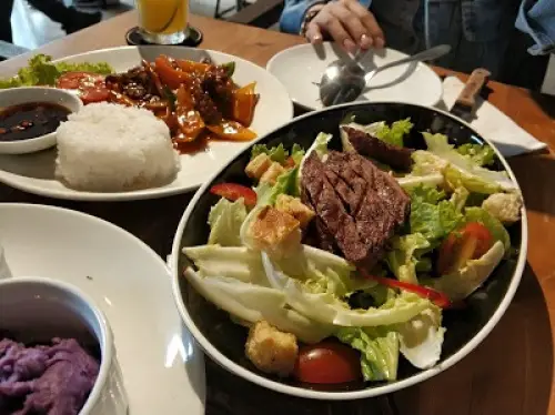 Downtown Steakhouse 2