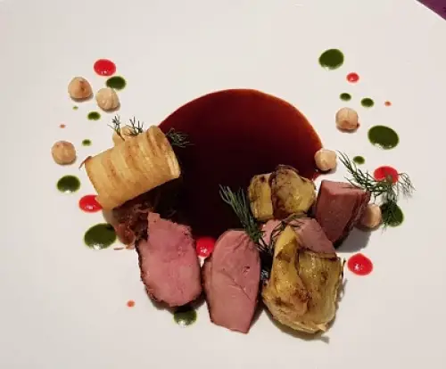 EON51 Restaurant & Lounge 1