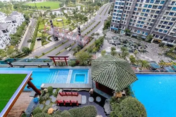 Hotto Landmark 81 8