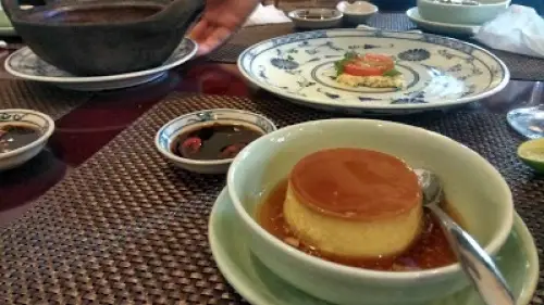 Huong Lai Restaurant 4