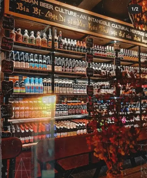 Lagom Cafe - Belgian Beer & Coffee Lounge 5