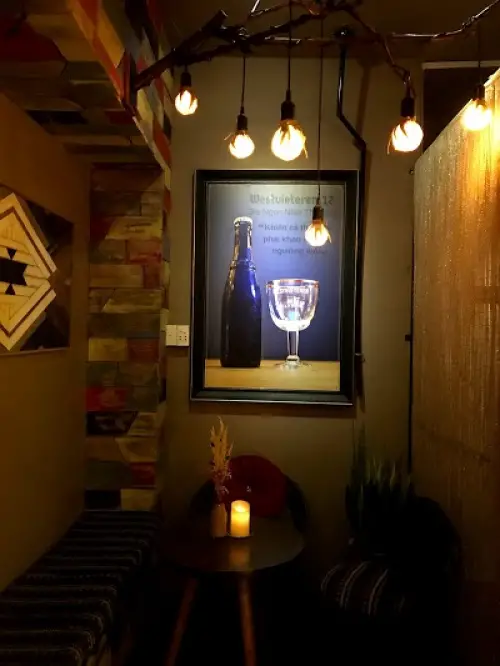 Lagom Cafe - Belgian Beer & Coffee Lounge 4