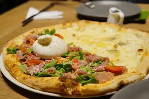 Pizza 4P's Saigon Centre 7