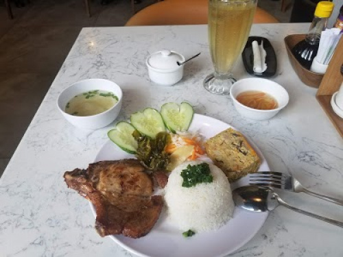 Taste Of Saigon 5
