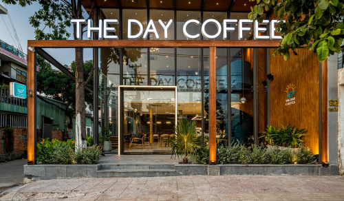 THE DAY COFFEE 3