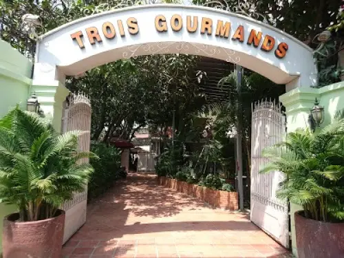 Trois Gourmands 10