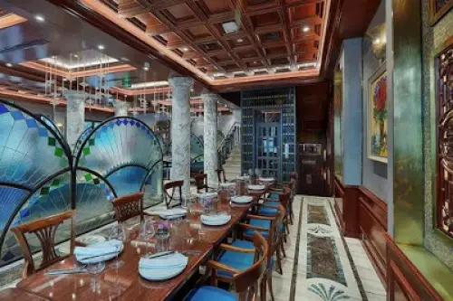 Vietnam House Restaurant 10
